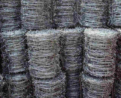 12*12 Galvanizli Çelik Dikenli Tel 2.5 Mm Pas Dayanımı Kolay bakım