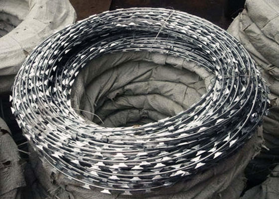ISO9001 Sıcak Daldırma Galvanizli Dikenli Tel, Q195 Concertina Jiletli Bobin